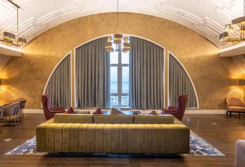 Президентский Люкс, Intercontinental Baku, An Ihg