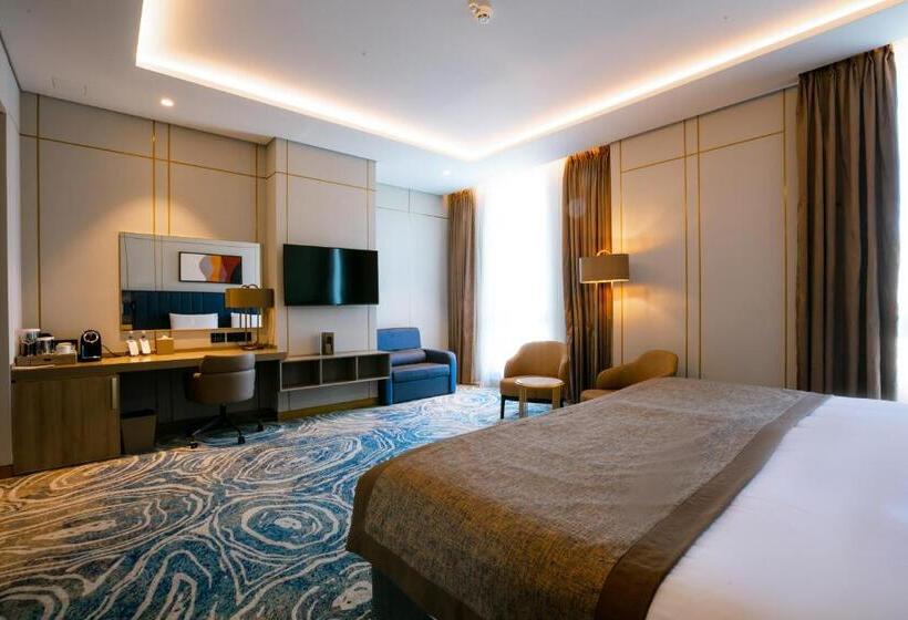 Люкс Клуб, Intercontinental Baku, An Ihg