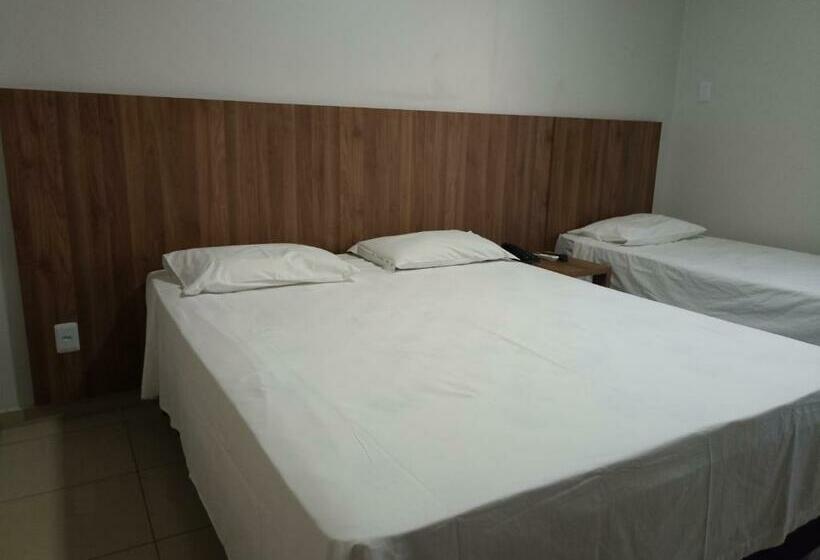 غرفة إقتصادية ثلاثية, Oscar Econômico Montes Claros