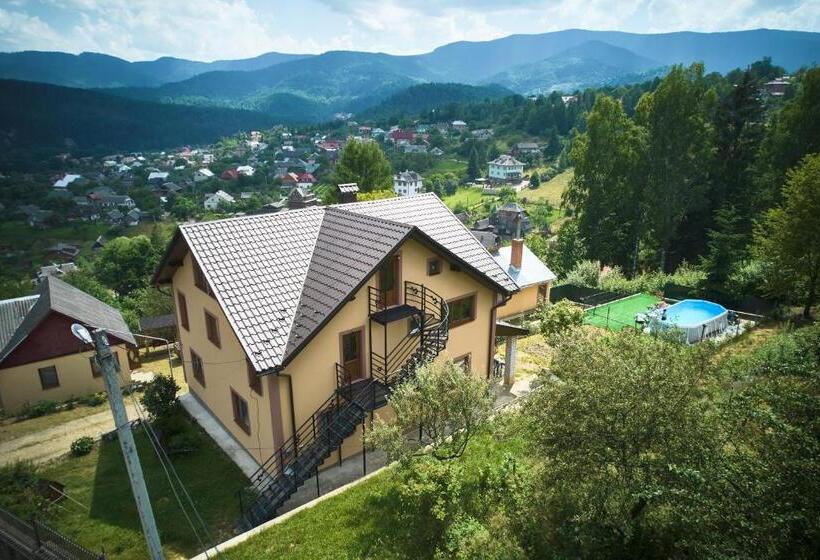 اتاق خانوادگی, Gazdіvska Hata Guest House