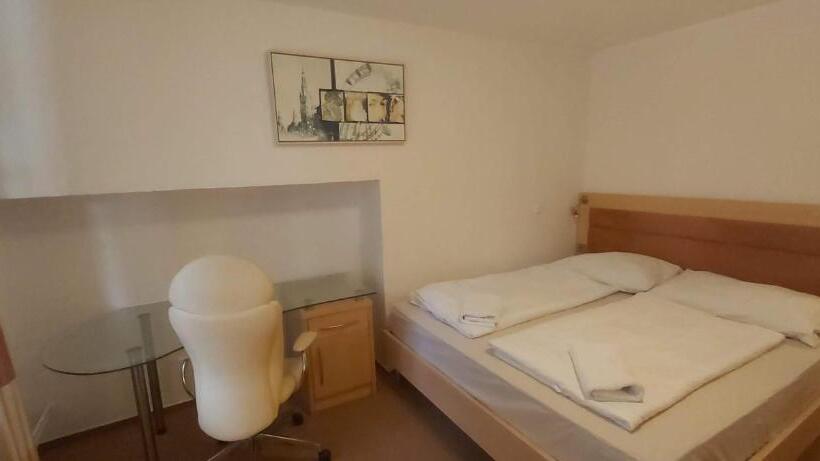 חדר סטנדרט לשלושה, Penzion Sykovec