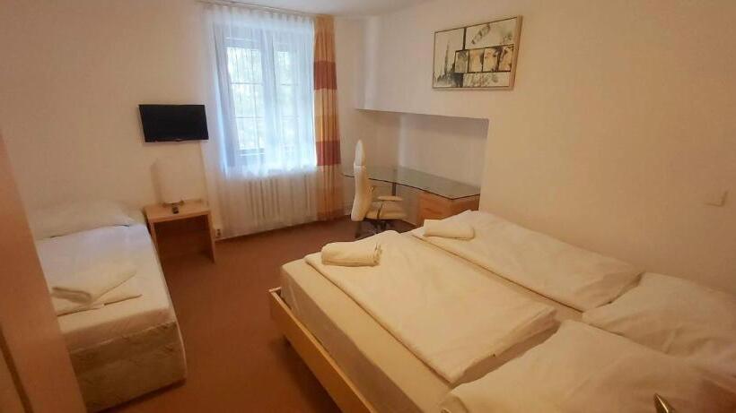 חדר סטנדרט לשלושה, Penzion Sykovec