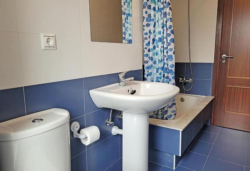 Апартаменты 2 Спальни, Apartamentos Aguiño Ribeira 3000