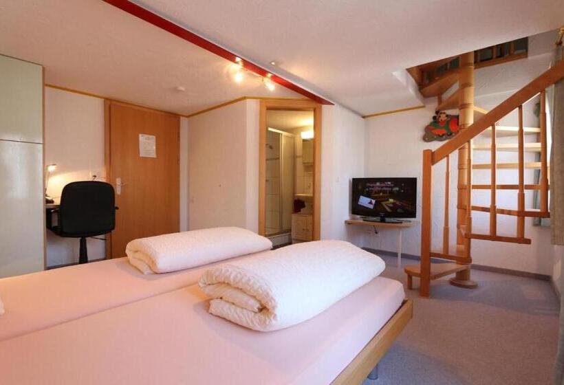 ファミリールーム, Alpina