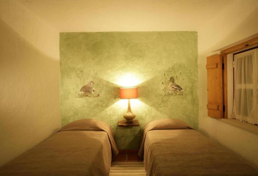 침실 2개 주택, Monte Do Areeiro