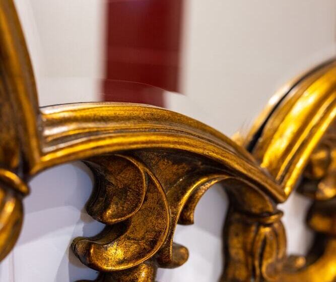 Люкс, Aegean Palace