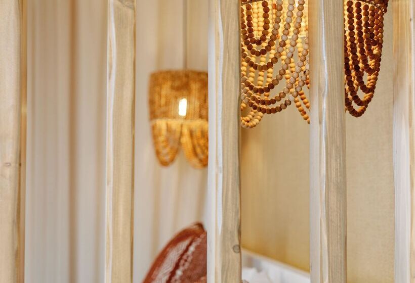 Люкс Повышенной Комфортности, Aegean Palace