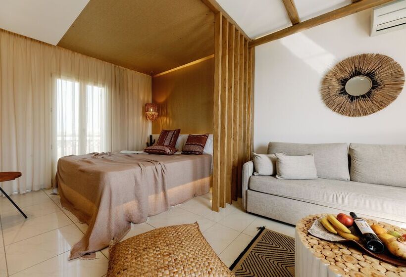 Люкс Повышенной Комфортности, Aegean Palace