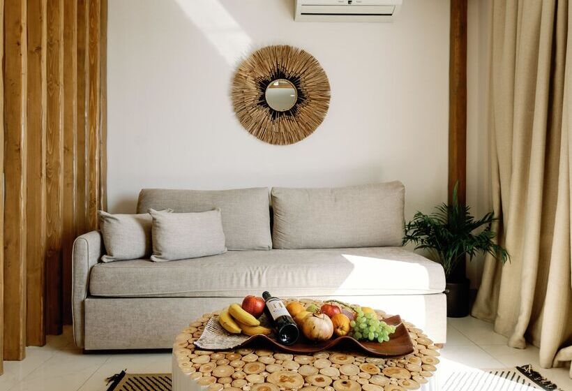 Люкс Повышенной Комфортности, Aegean Palace