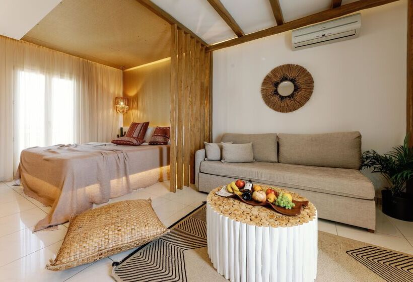 Люкс Повышенной Комфортности, Aegean Palace