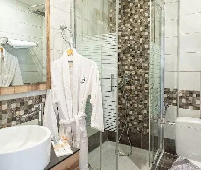 سوییت سوپریور, Anny Residences & Suites