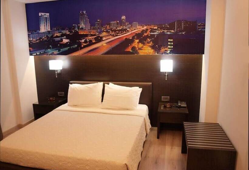 Номер Стандарт Трехместный, Athens City