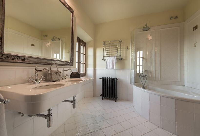 スタンダードトリプルルーム, Borgo Di Pietrafitta Relais