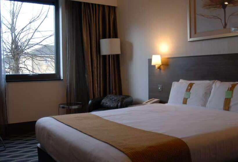 스탠다드 룸 더블 침대, Crowne Plaza London   Kingston By Ihg