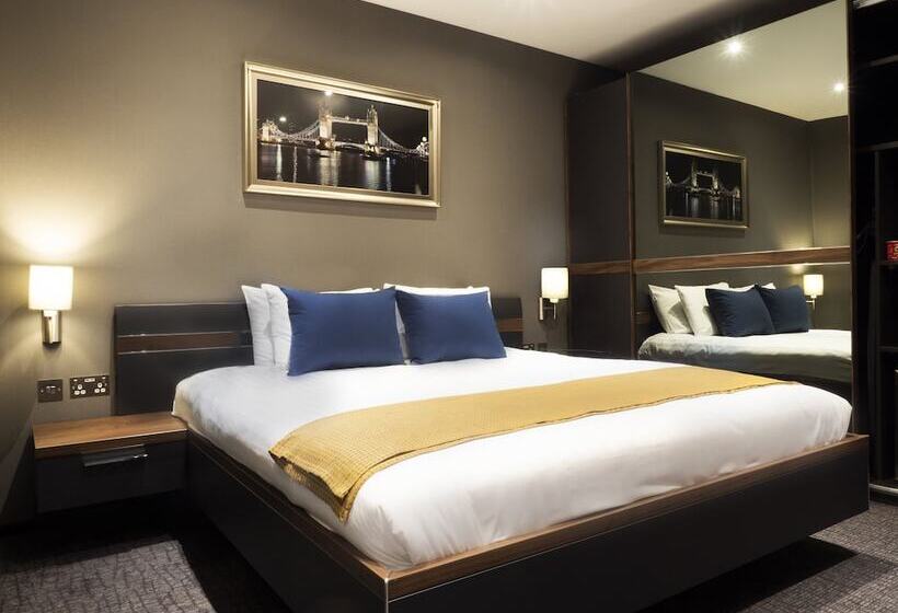 스탠다드 룸 더블 침대, Crowne Plaza London   Kingston By Ihg