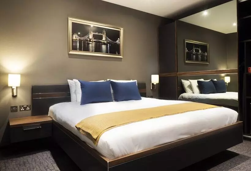 اتاق استاندارد با تخت دوبل, Crowne Plaza London   Kingston By Ihg