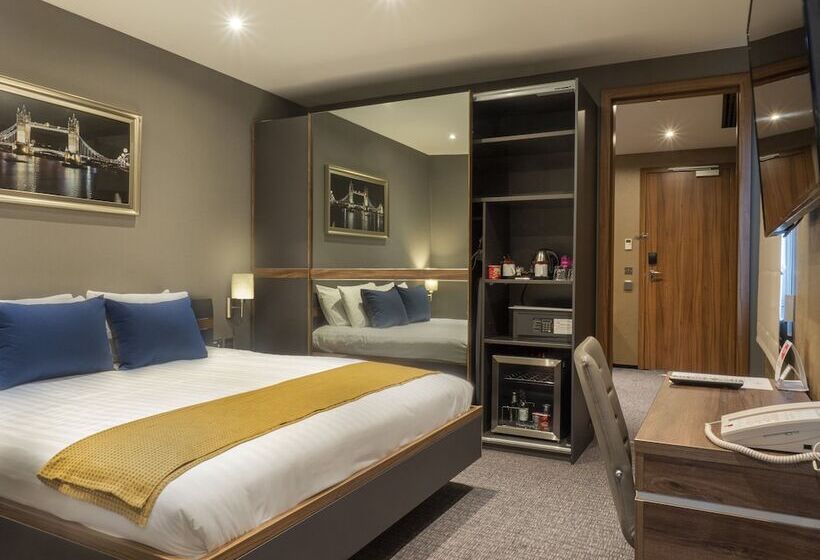 스탠다드 룸 더블 침대, Crowne Plaza London   Kingston By Ihg