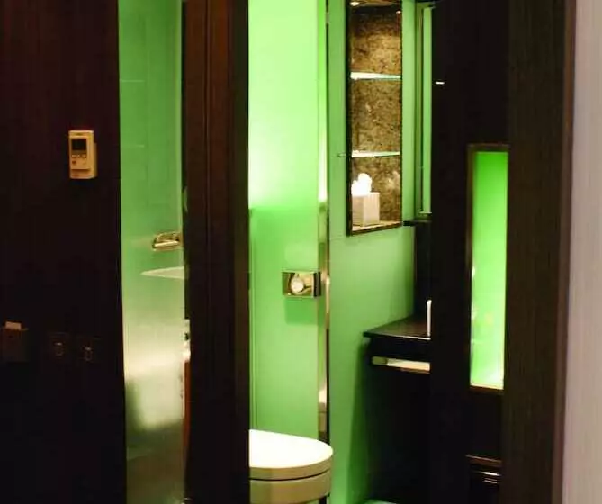 اتاق استاندارد, Crowne Plaza London   Kingston By Ihg