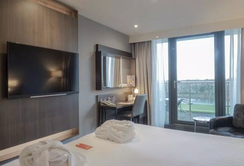 اتاق استاندارد با تخت دوبل, Crowne Plaza London   Kingston By Ihg