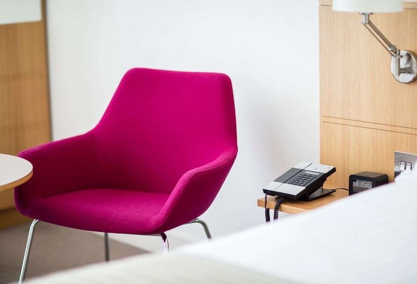 Номер Стандарт, Doubletree By Hilton Hotel Leeds City Centre