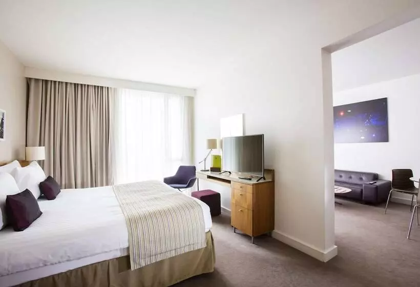 سوئیت با تخت بزرگ, Doubletree By Hilton Hotel Leeds City Centre