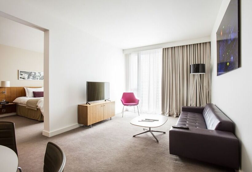 Люкс Кровать Кинг, Doubletree By Hilton Hotel Leeds City Centre