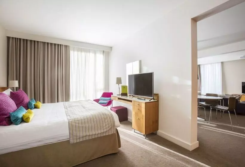سوئیت با تخت بزرگ, Doubletree By Hilton Hotel Leeds City Centre