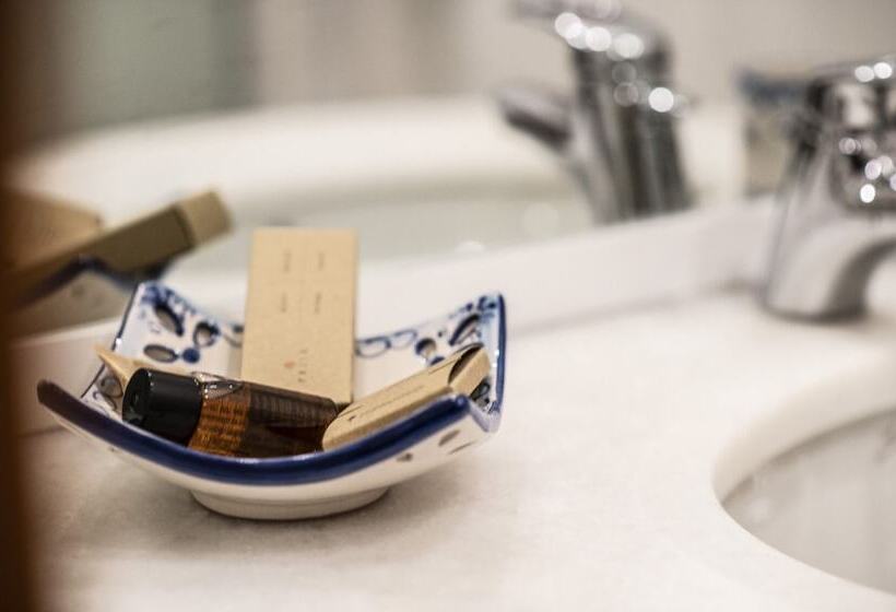 スタンダードルーム, Garibaldi