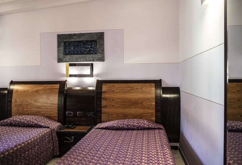 スタンダードルーム, Garibaldi