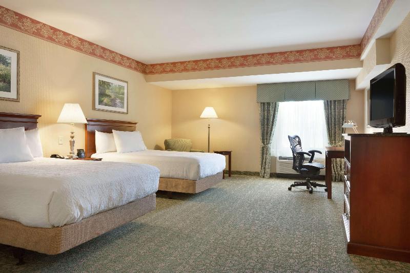 Номер Стандарт, Hilton Garden Inn Fairfax
