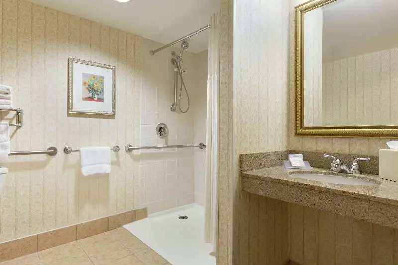 スタンダードルーム, Hilton Garden Inn Fairfax