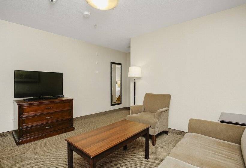 جناح, Holiday Inn Express Hotel & Suites   Slave Lake, An Ihg