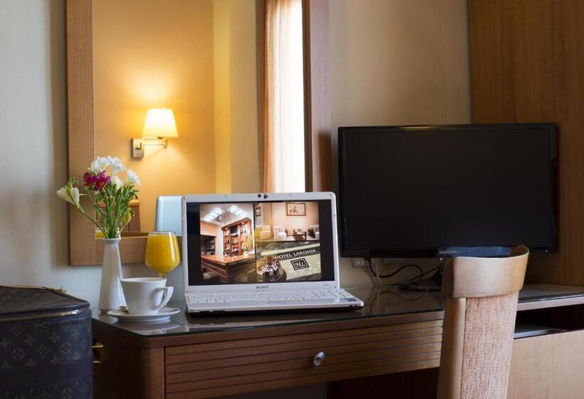 标准单人间, Lakonia