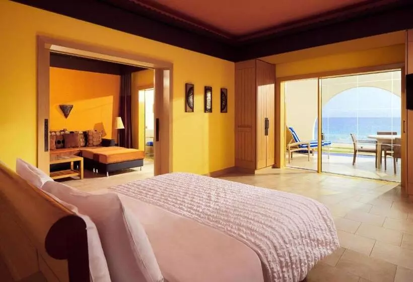Executive Suite Sea View