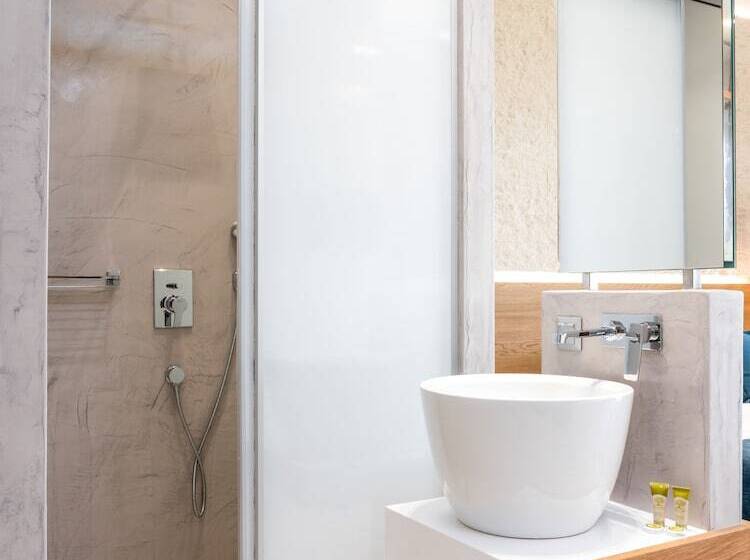 オーシャンビューデラックスルーム, Marinos Beach