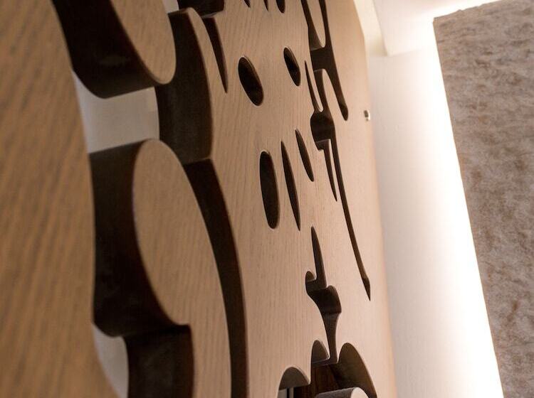 オーシャンビューデラックスルーム, Marinos Beach