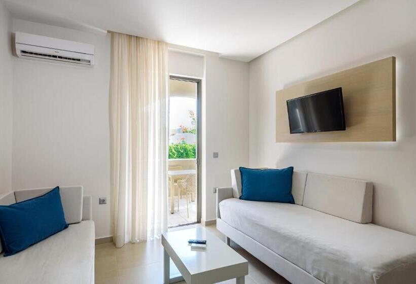 スイート, Marinos Beach