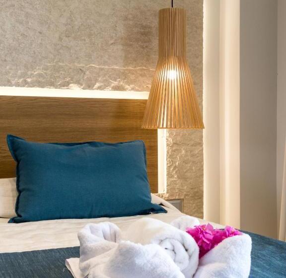 オーシャンビューデラックスルーム, Marinos Beach