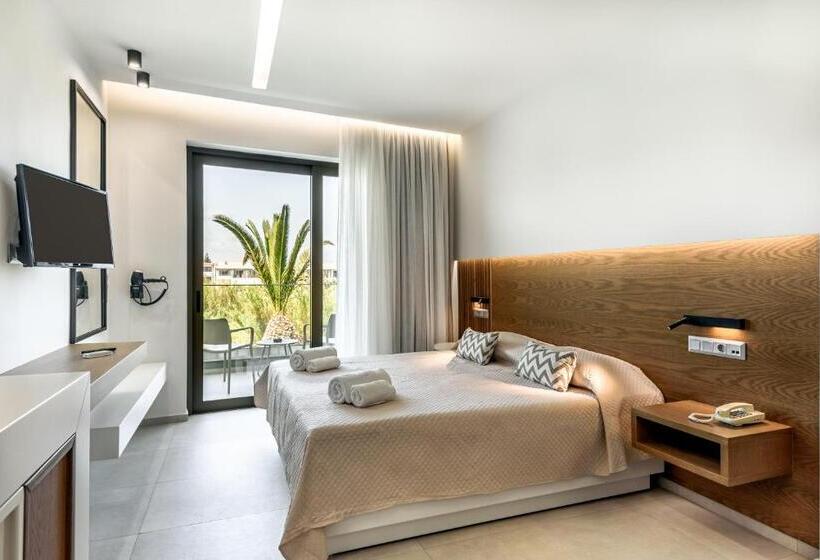 スーペリアールーム, Marinos Beach