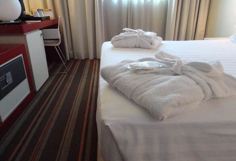 חדר קומפורט, Michelino 75 By The Sydney