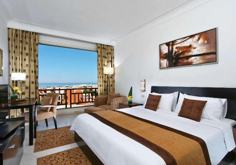 اتاق کلاسیک با چشم‌انداز دریا, Mövenpick Resort El Sokhna