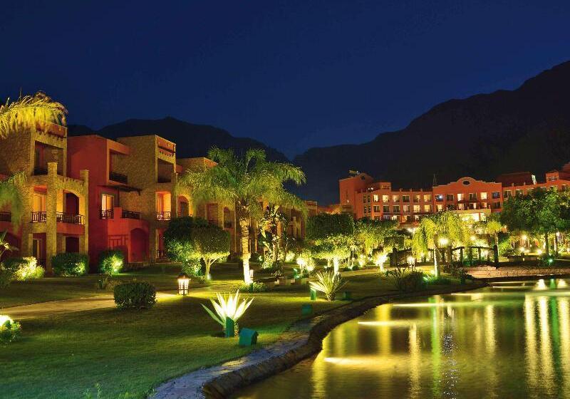 اتاق لوکس با چشم‌انداز باغ, Mövenpick Resort El Sokhna