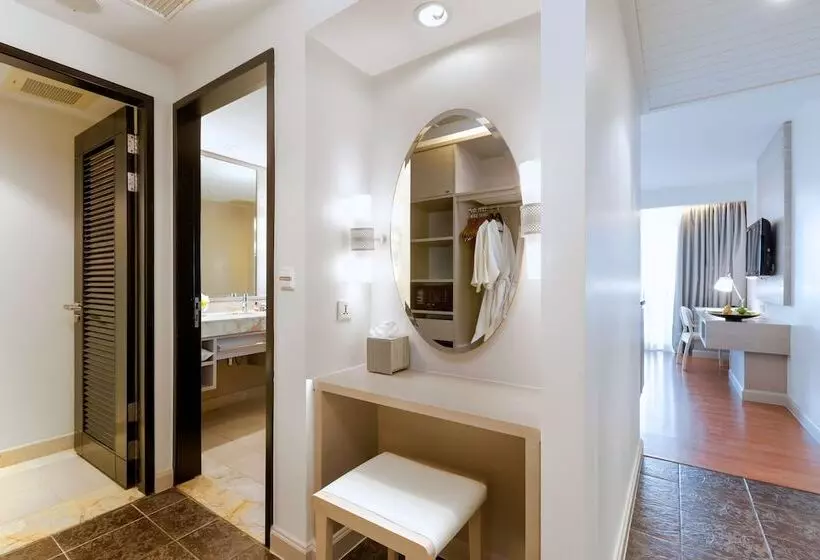 オーシャンビューデラックスルーム, Pullman Phuket Panwa Beach Resort