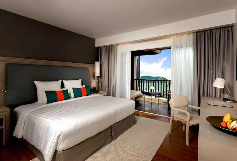 オーシャンビューデラックスルーム, Pullman Phuket Panwa Beach Resort