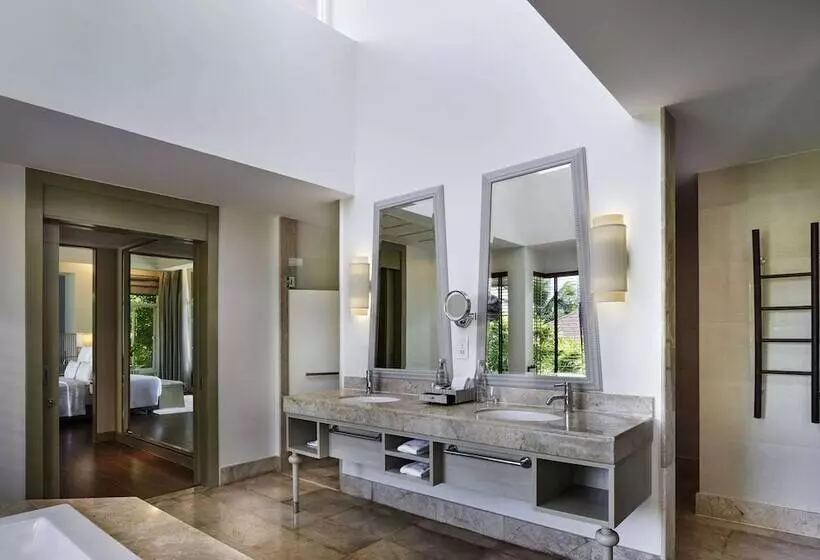 オーシャンビューの１ベッドルームビラ, Pullman Phuket Panwa Beach Resort