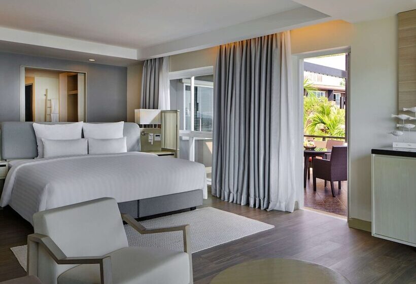 סוויטה דלוקס, Pullman Phuket Panwa Beach Resort