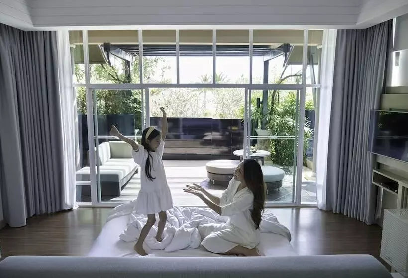 オーシャンビューの１ベッドルームビラ, Pullman Phuket Panwa Beach Resort