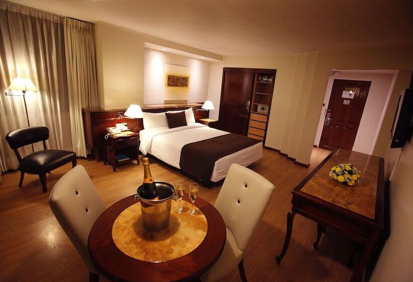 חדר סטנדרט, Reina Isabel