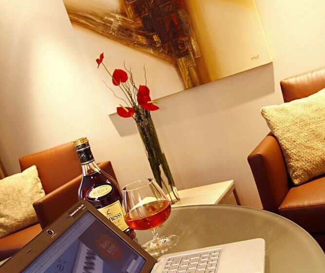 חדר פרמיום, Reina Isabel