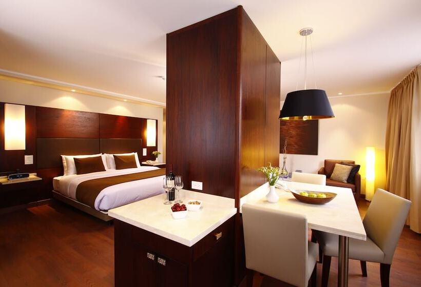 חדר פרמיום, Reina Isabel